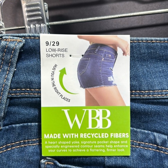 YMI WannaBettaBUTT  low rise,five pocket,belt loop, relaxed fit jean shorts - Picture 6 of 11